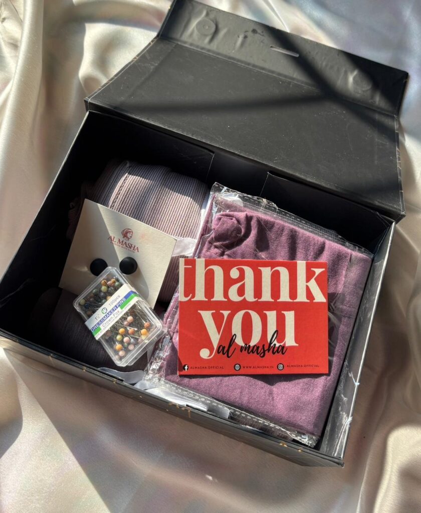customize abaya and hijab boxes